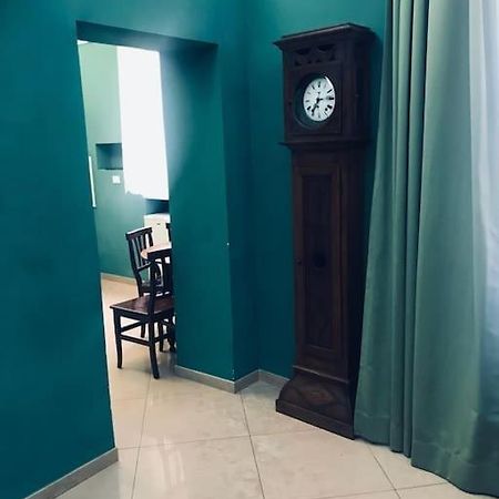 44 Appartamento Nel Centro Di Roma Via Nazionale Экстерьер фото